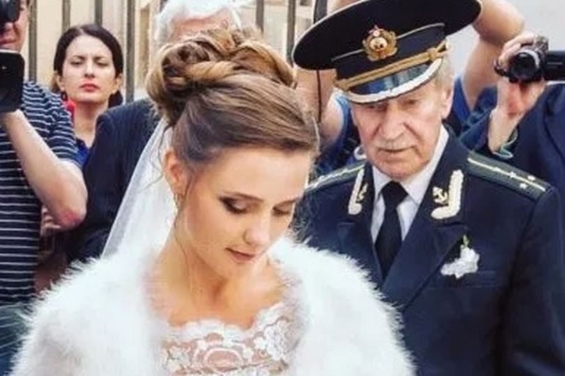 87-годишният Иван се развежда с 27-годишната Наталия! Отказвала му, защото се страхувала, че ще забременее