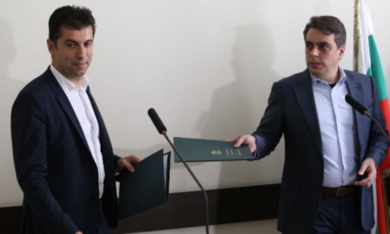 Ето как ще се казва новата партия на Кирил Петков и Асен Василев!