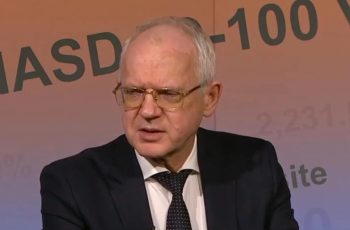 Васил Велев предупреждава: Пенсиите днес поглъщат бъдещето на младите