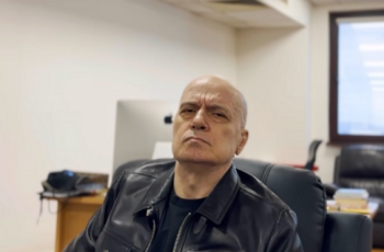 Острият въпрос на Слави Трифонов към Радев: Изпари ли се обещаният референдум за еврото?